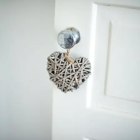 דירה The Black Kitten Ii *