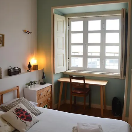 The Black Kitten Ii * קלדס דה ריינה